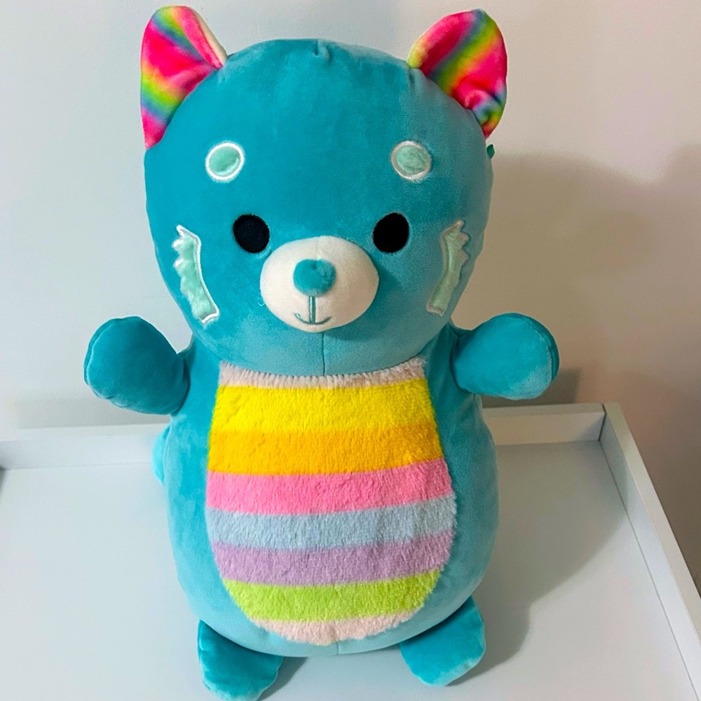 Squishmallows 2023 HugMees 14” Vanessa the Blue Red Panda